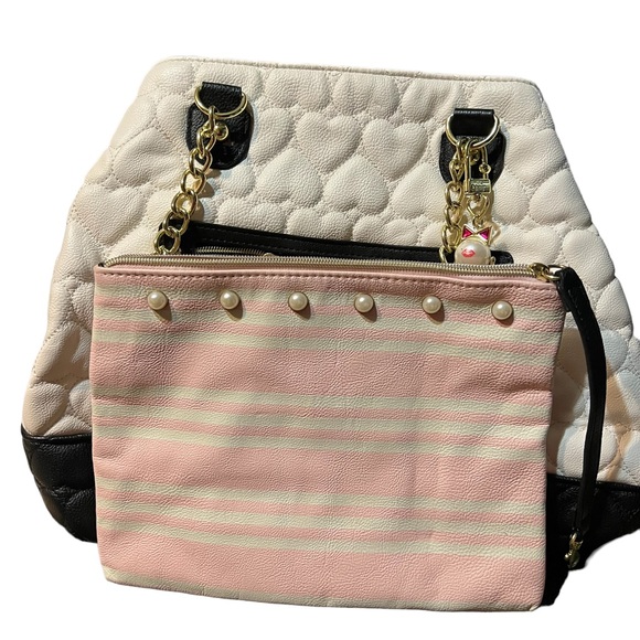 Giant betsey johnson bag‎ NWOT - Picture 2 of 5